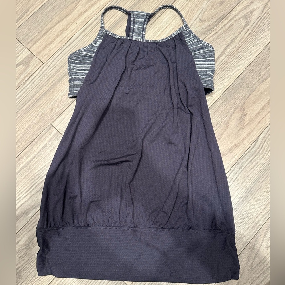 Lululemon Women’s 2-1 Gray Tank